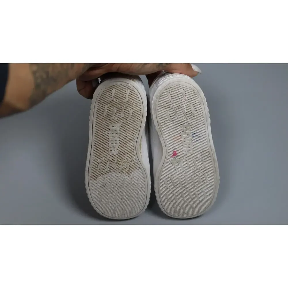 Puma material sneakers